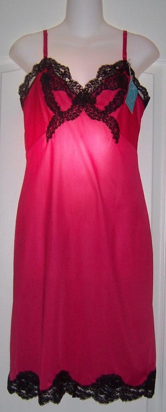 Vintage KAYSER SATILENE Bold Pink Full Slip 34-36 : Pink Girl Vintage ...