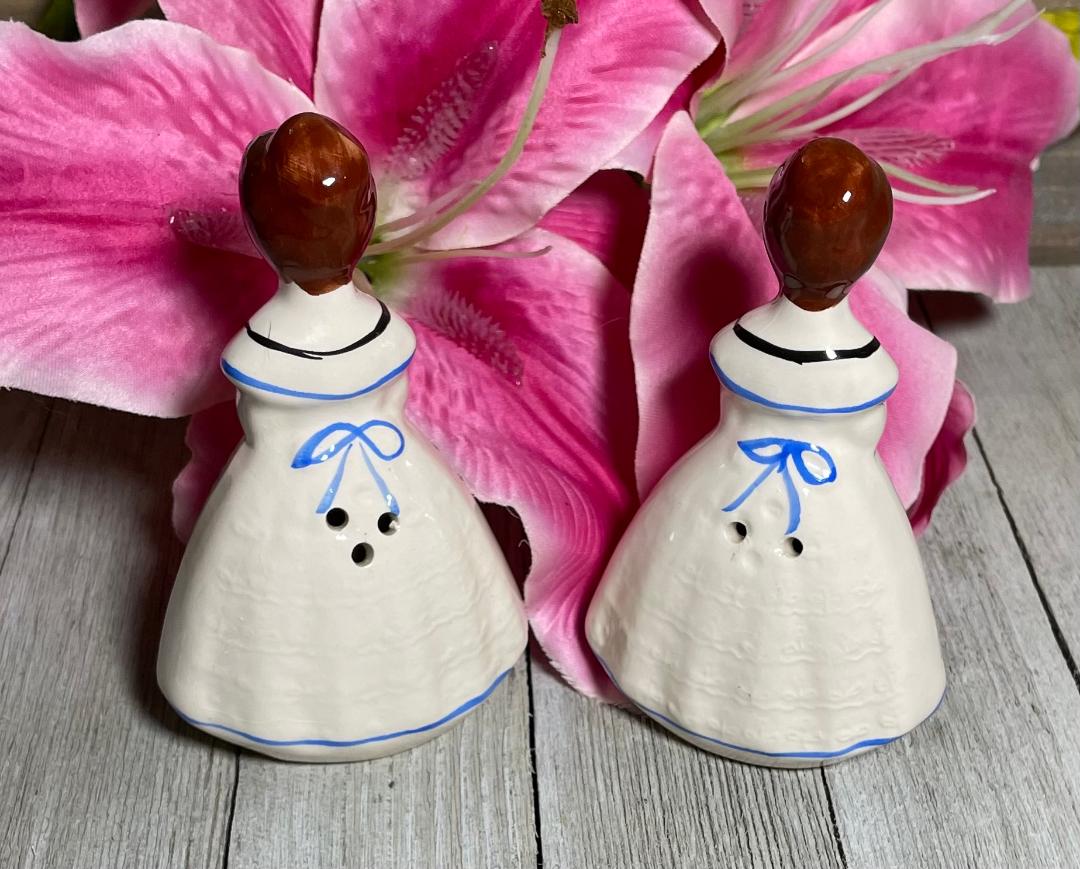 Vintage 1950's Collectible Little Praying Maiden Colonial Ladies in ...